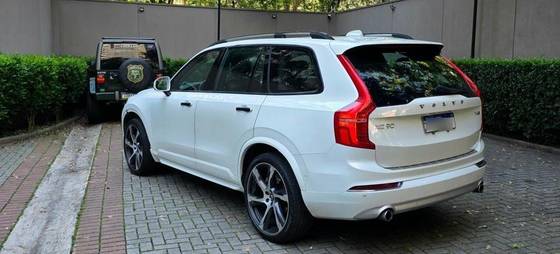 VOLVO XC90 2.0 T6 GASOLINA MOMENTUM AWD GEARTRONIC